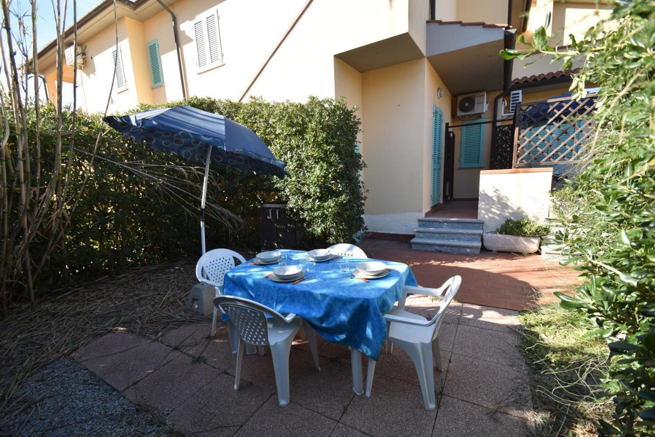 Appartamenti Sabbia - Zona Mare Con Terrazze, Clima, E Posti Auto Marina di Campo Exterior foto